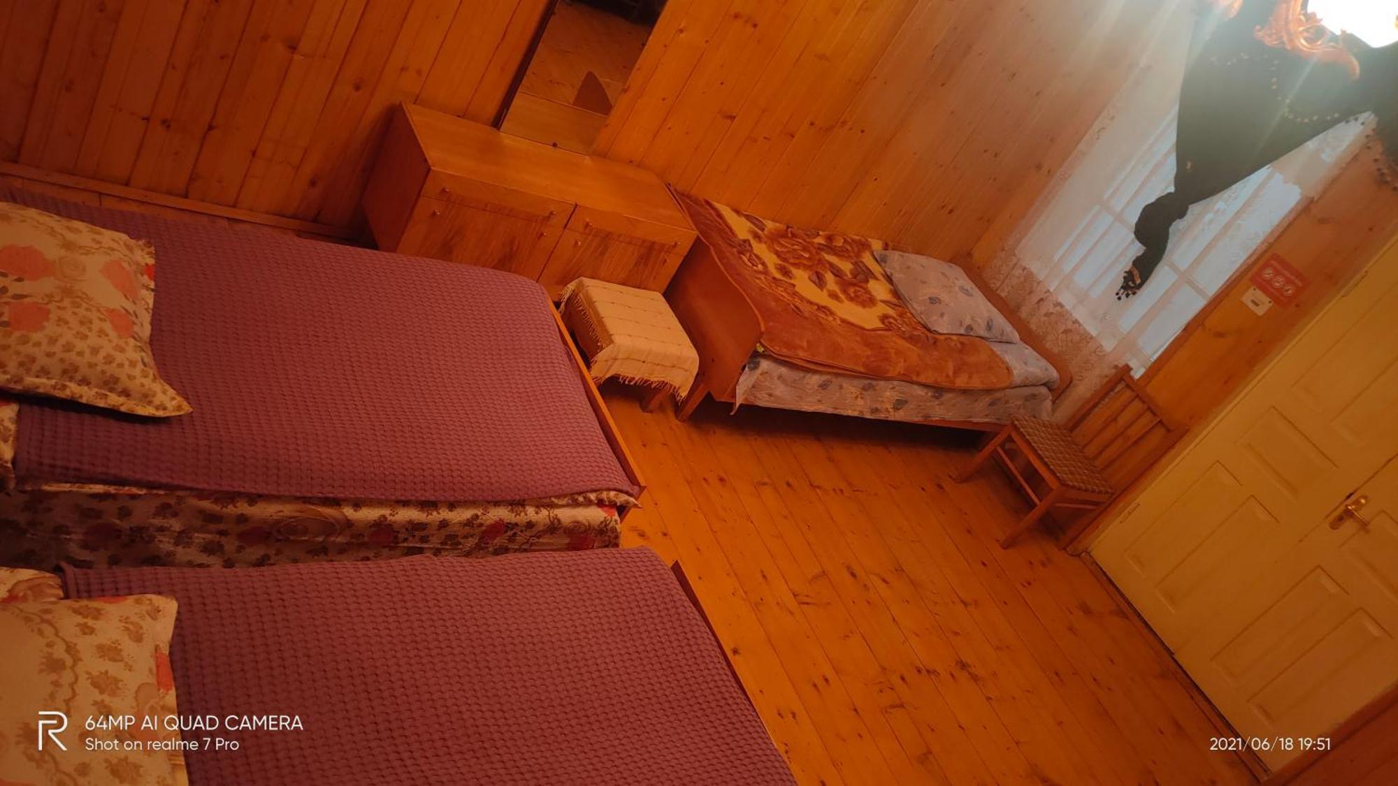 Shaulini Hotel Kashveti Szoba fotó